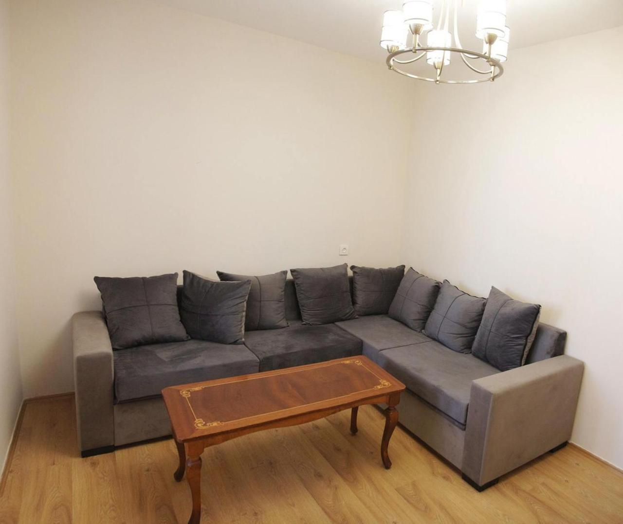 M & L Old Tbilisi Apartment Екстериор снимка