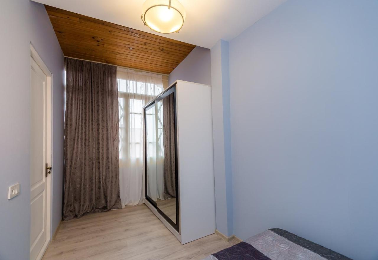 M & L Old Tbilisi Apartment Екстериор снимка