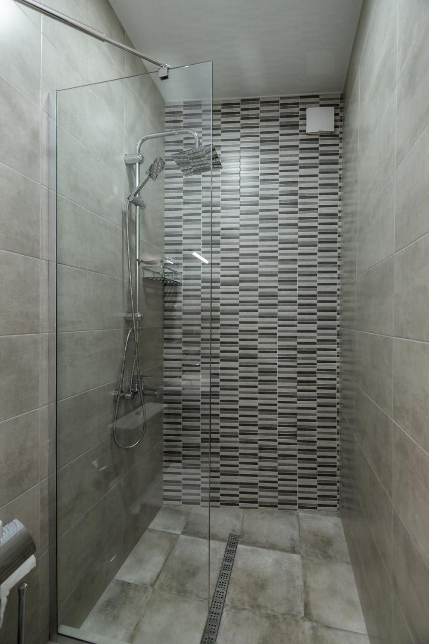 M & L Old Tbilisi Apartment Екстериор снимка
