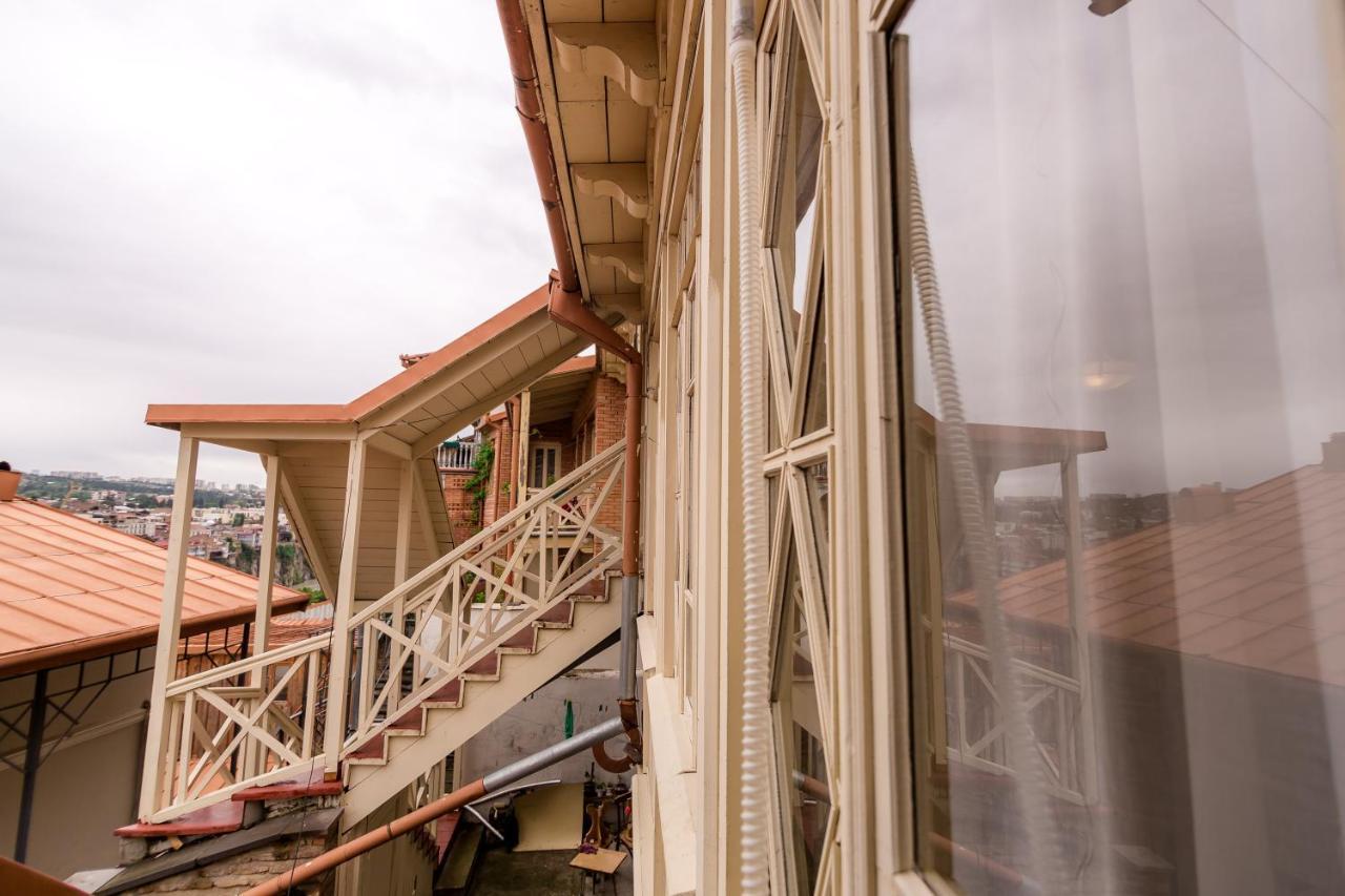M & L Old Tbilisi Apartment Екстериор снимка